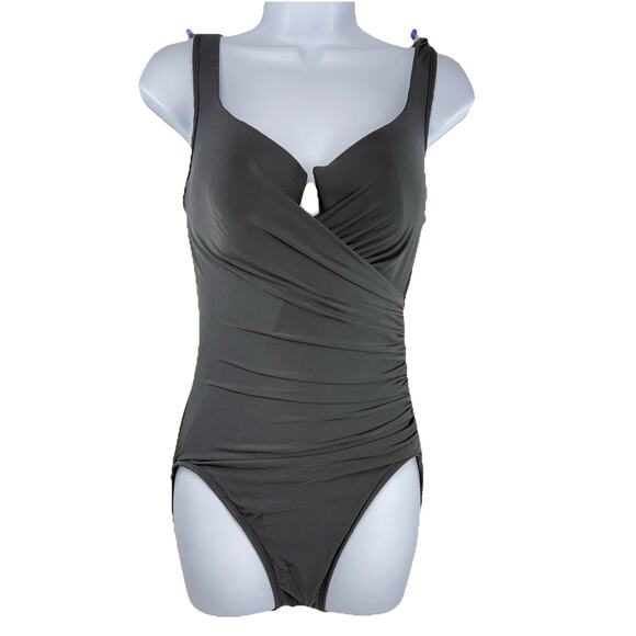 MIRACLE SUIT Slimming Tummy‎ Control Swimsuit Bathing Black One Piece Siz… - Picture 1 of 7
